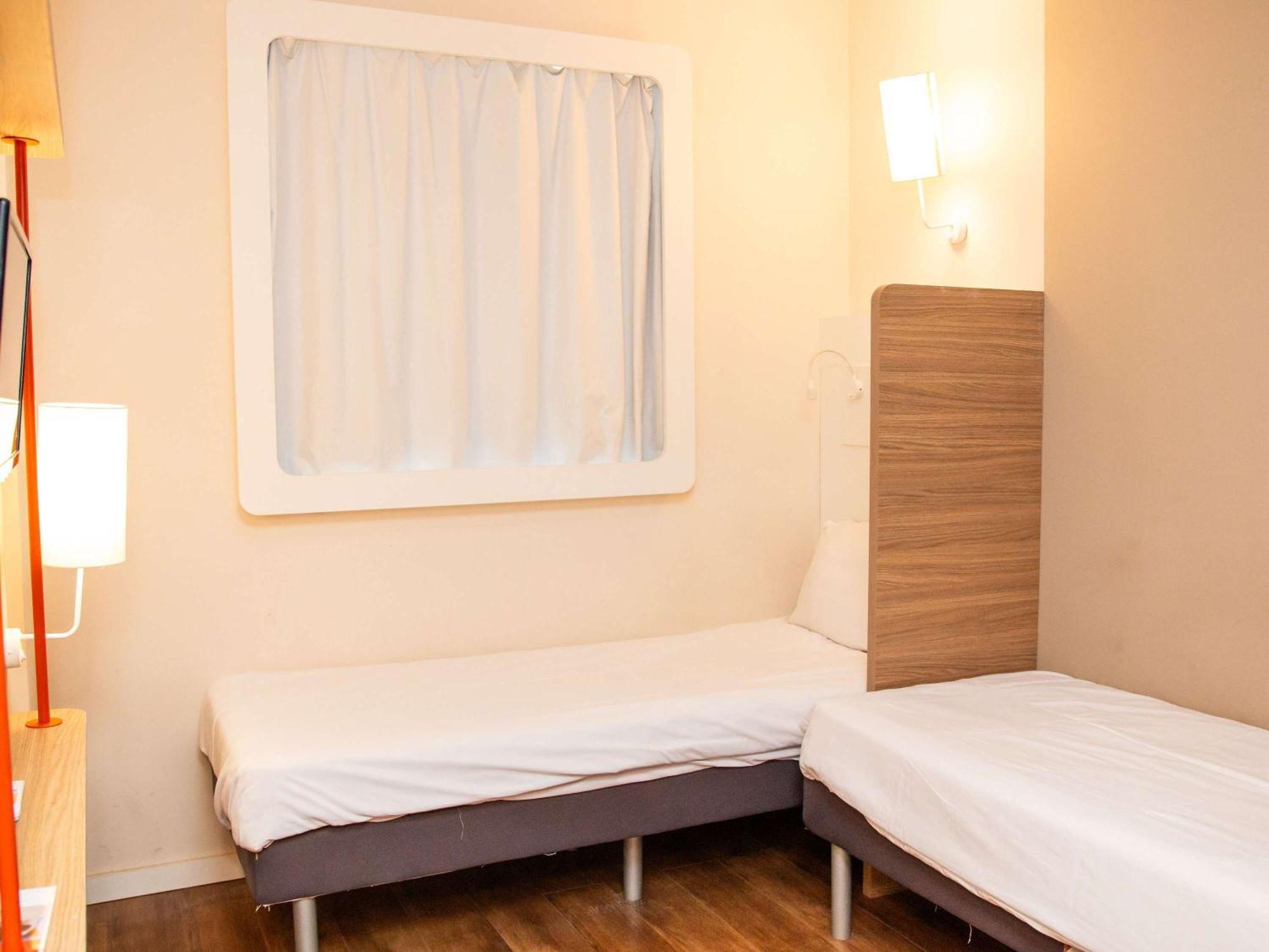 Ibis Budget Итаперуна Екстериор снимка