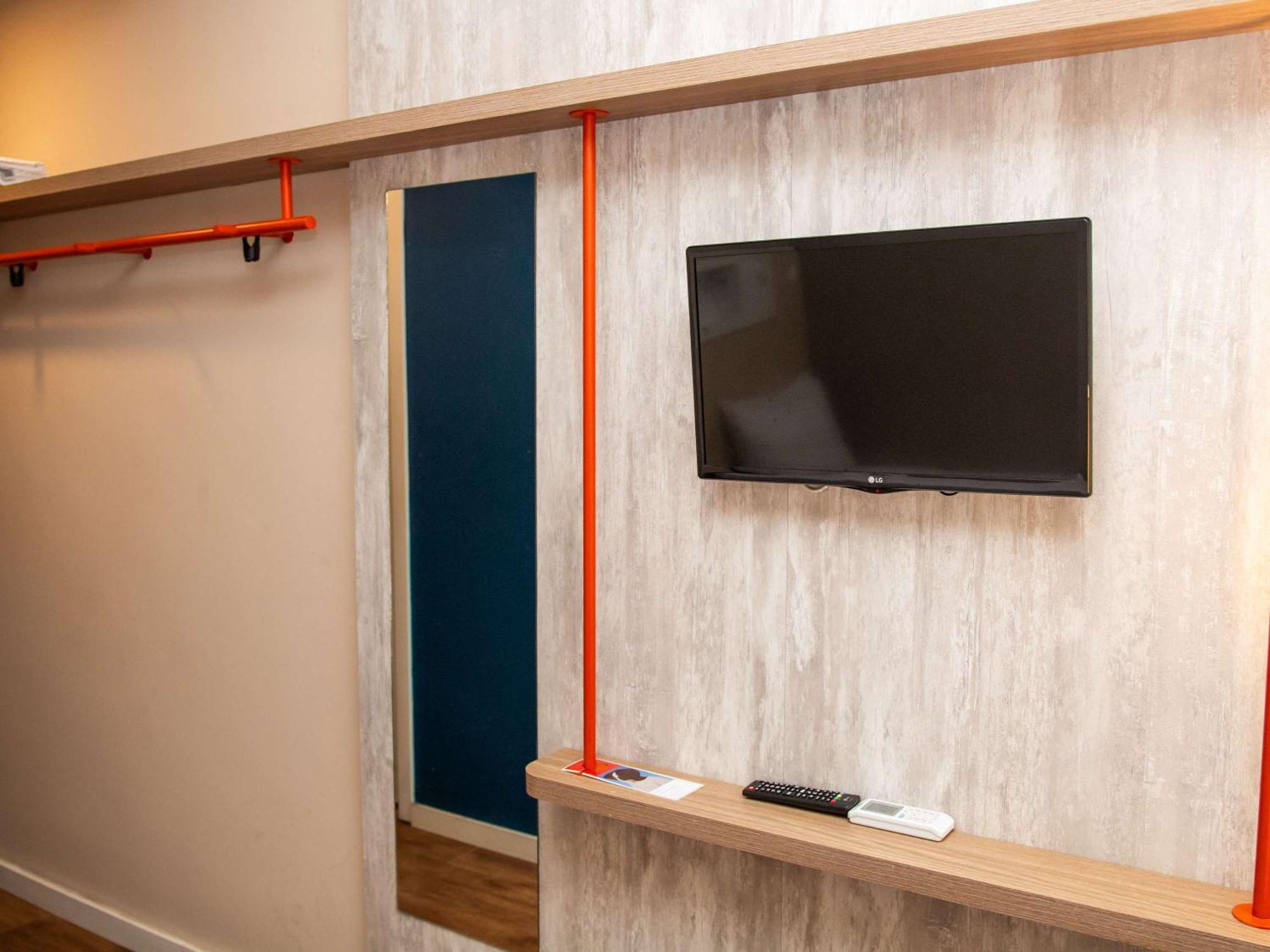Ibis Budget Итаперуна Екстериор снимка