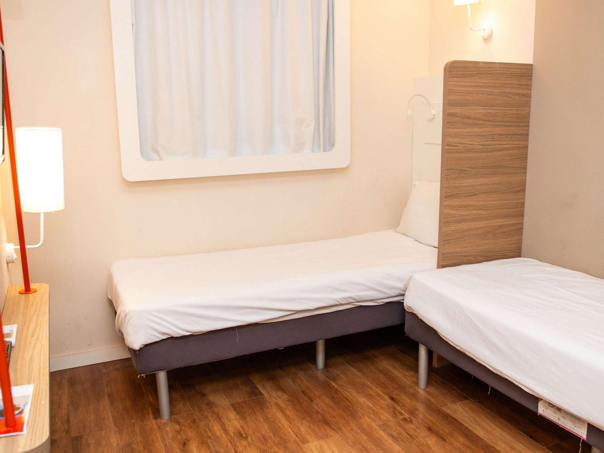 Ibis Budget Итаперуна Екстериор снимка